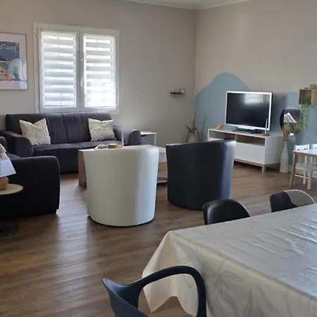 La Tribu Des Petits Mouss' - 14 Pers Max Ferienhaus *